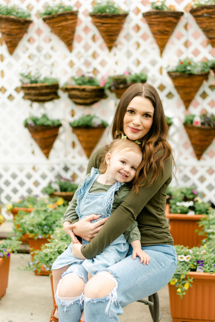green-house-mommy-and-me-photo-session