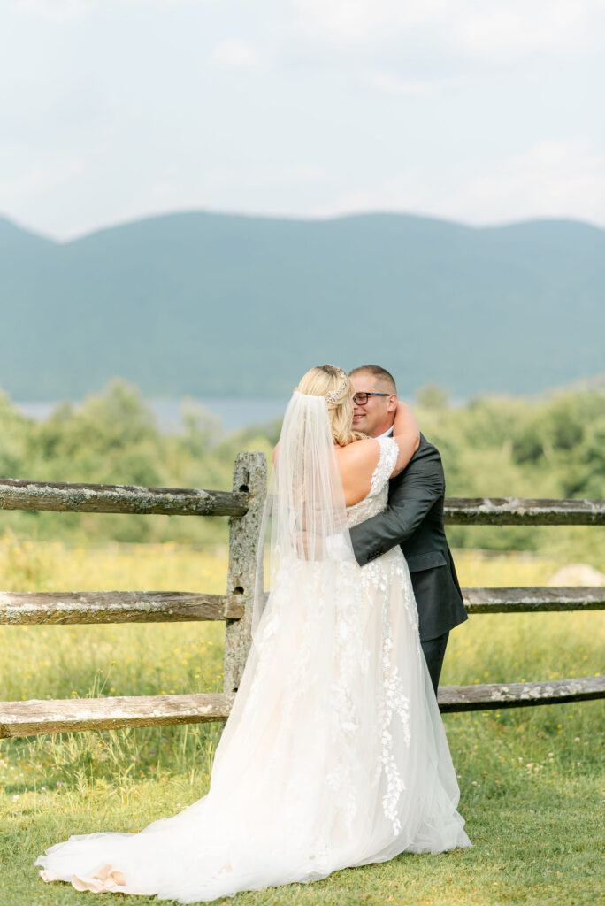 vermont-wedding-elopement-photographer-mountain-top-resort-killington-woodstock-ceremony-couples-bride-groom-portraits-venue