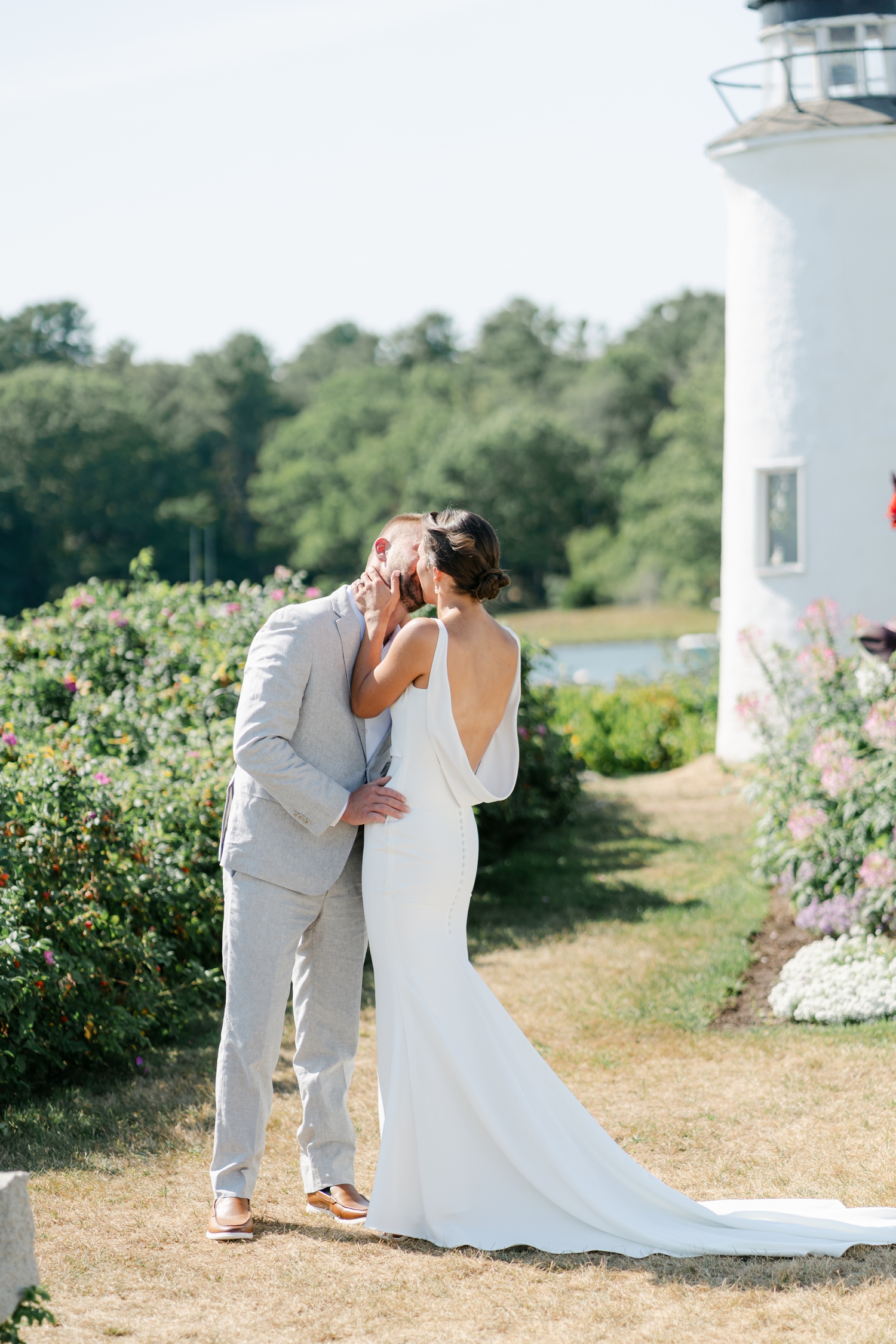 A tented coastal wedding at The Nonantum Resort in Kennebunkport, Maine by Maine Wedding Photographer Emily Brianne Photography