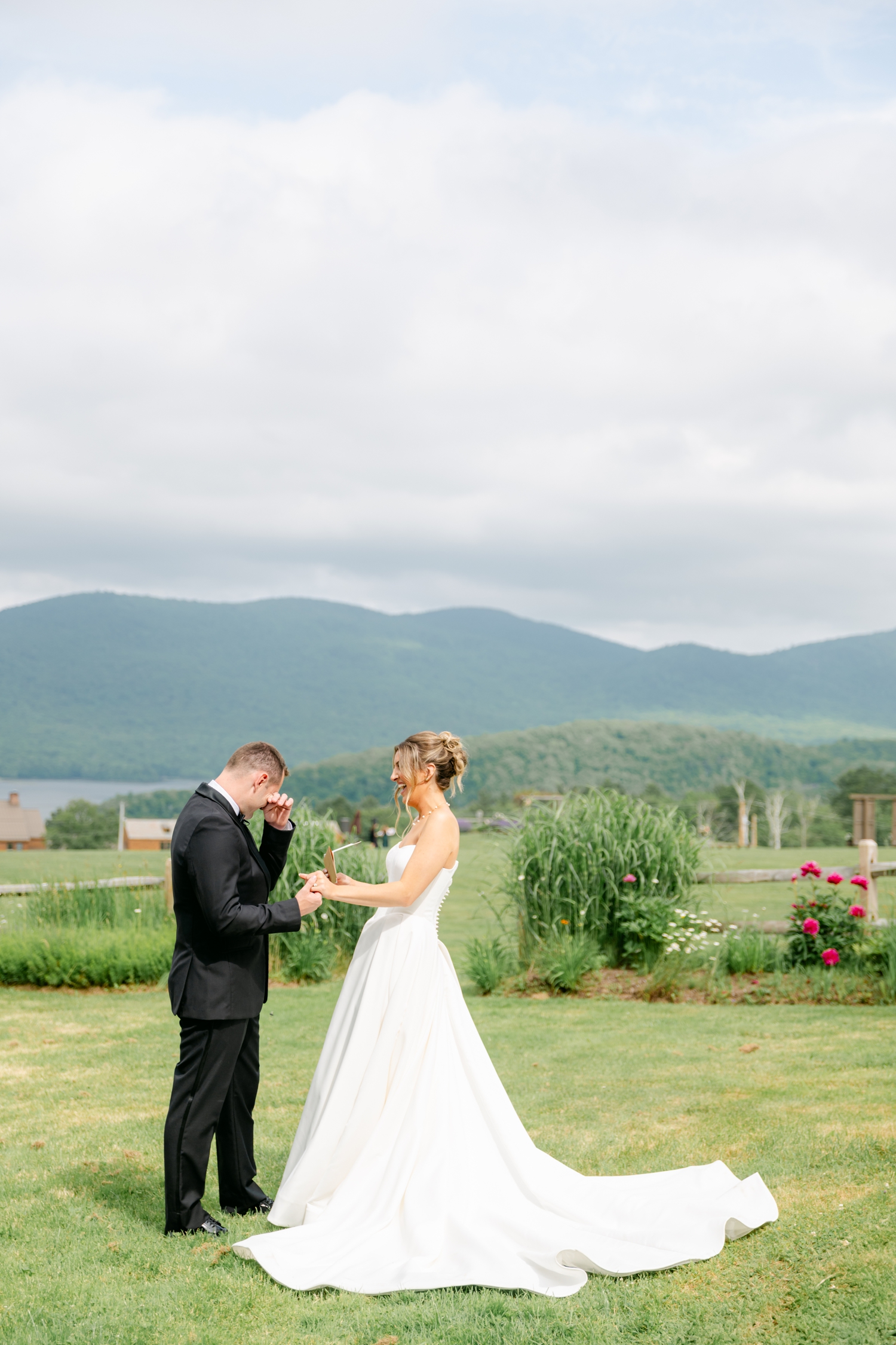 Vermont Mountain Top Resort wedding by Maine Wedding Photographer Emily Brianne Photography