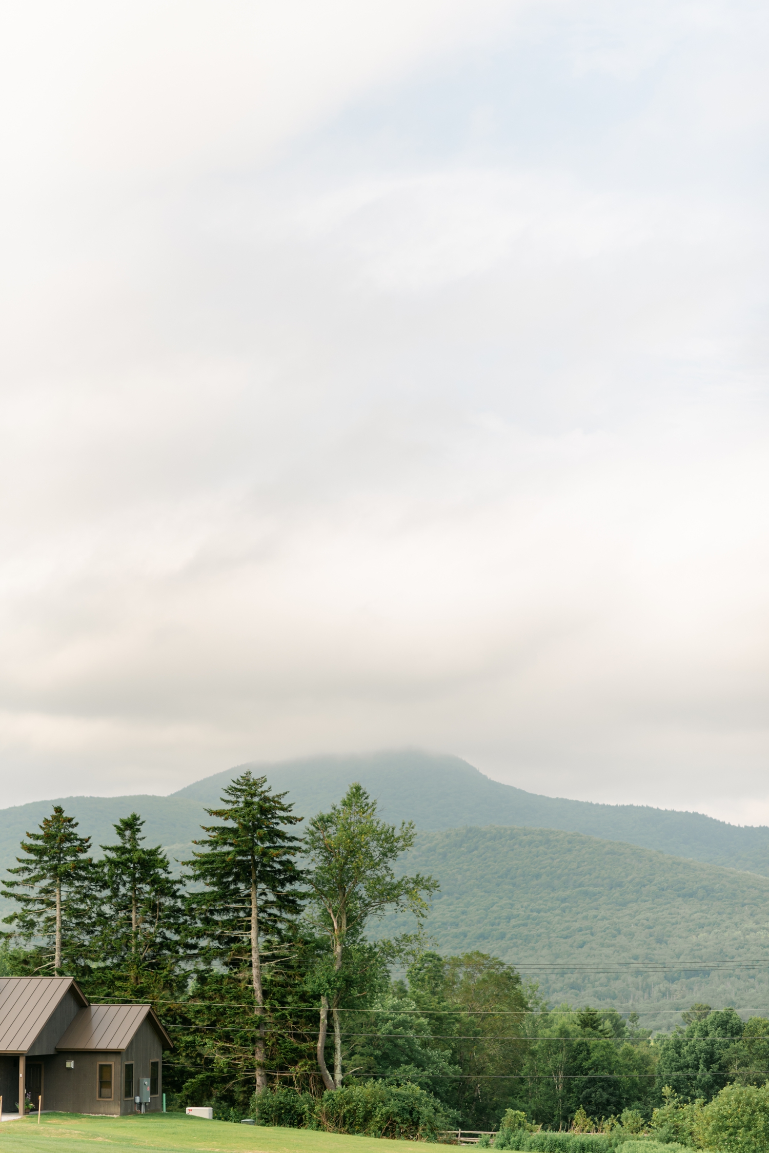 Vermont Mountain Top Resort wedding by Maine Wedding Photographer Emily Brianne Photography
