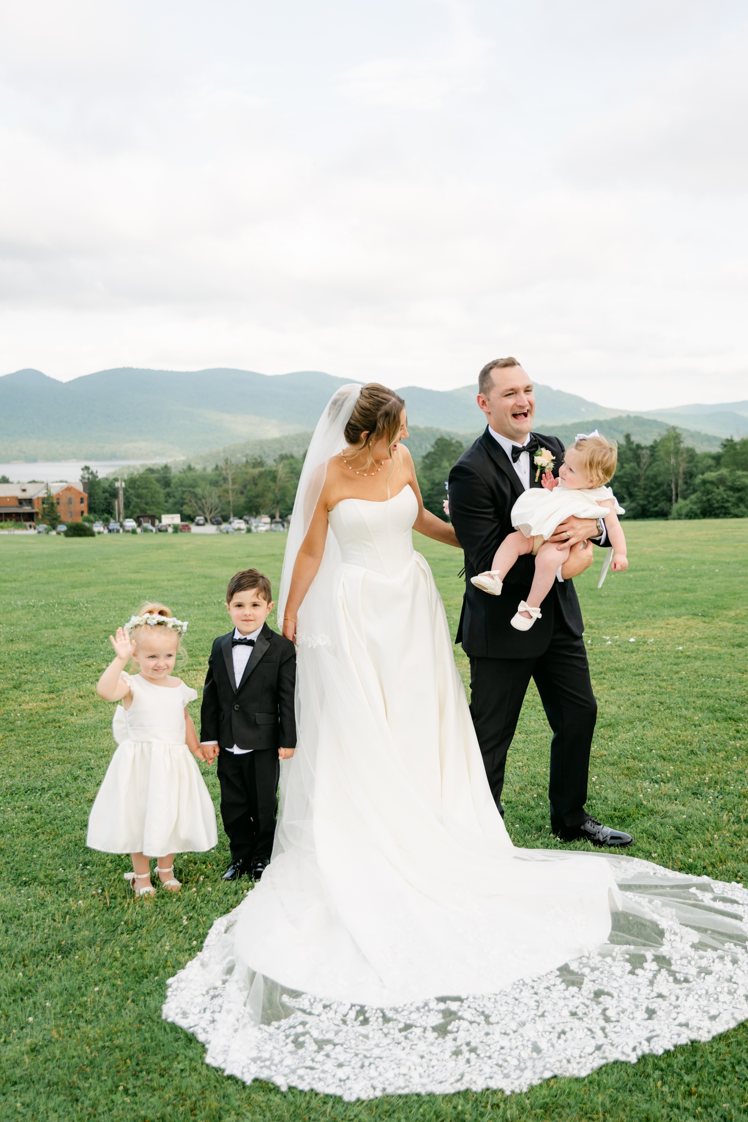 Vermont Mountain Top Resort wedding by Maine Wedding Photographer Emily Brianne Photography
