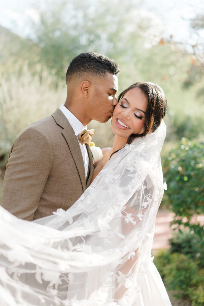 Island Citrus Wedding Color at El Chorro Arizon Wedding Venue